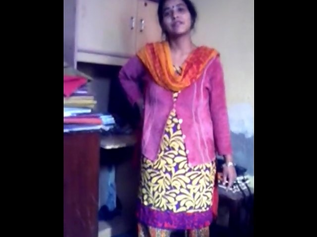 Doodhwali Bf Video Com - Doodhwali Indian Bhabhi Sex - Screw My Indian Wife Sex